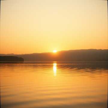 Golden Hour Thoughts (1)・Chill  Relax